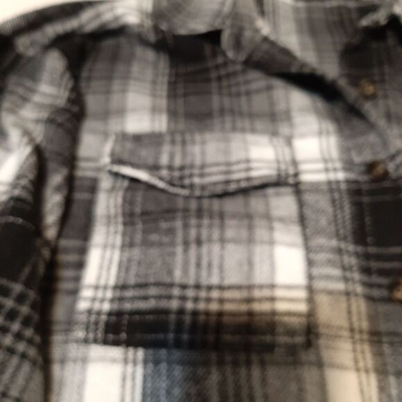 BLUE B Collection Plaid Flannel Button Down Shirt Shacket Black Gray Medium - Picture 5 of 11